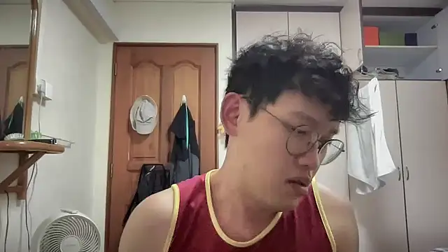 Passionatetwink2 online show from 09-17-25, 05:42