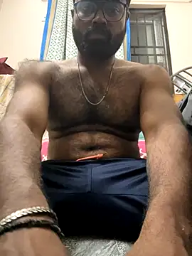 DJLOVE280825 online show from 10-05-25, 08:43