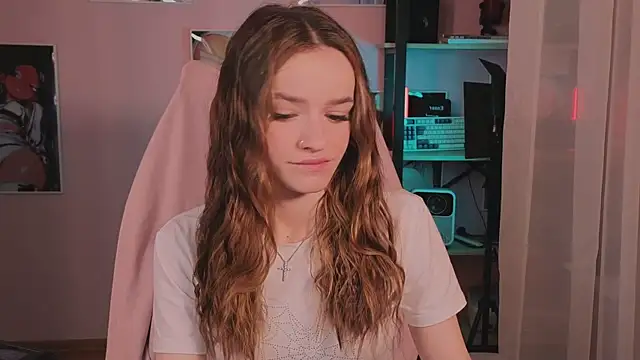E l i z e  online show from 05-06-26, 05:11