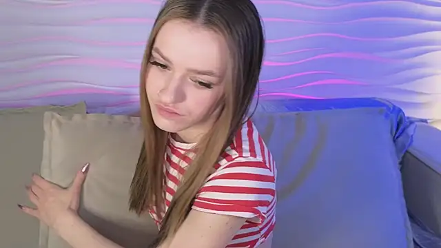 E l i z e  online show from 04-22-26, 05:14