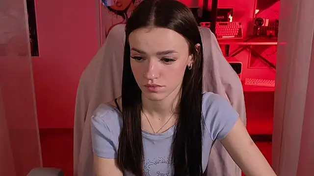 E l i z e  online show from 11-11-25, 05:24