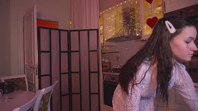 E l i z e  online show from 02-13-26, 05:40