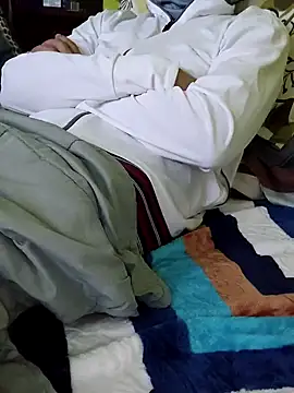 chocolate alone online show from 12-19-25, 06:54