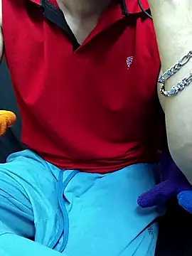 chocolate alone online show from 10-26-25, 07:47