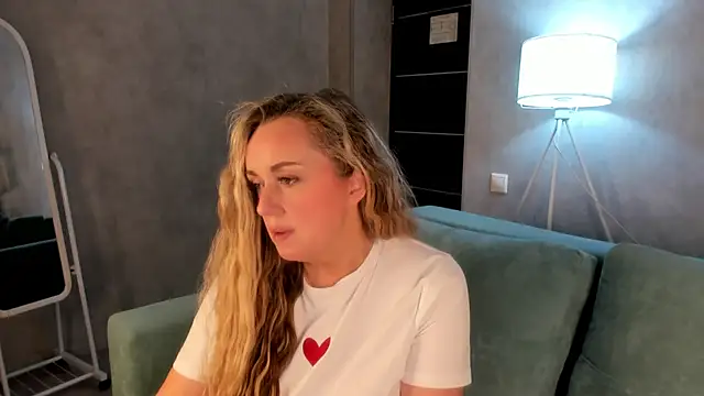 Sky Kuper online show from 12-21-25, 12:02