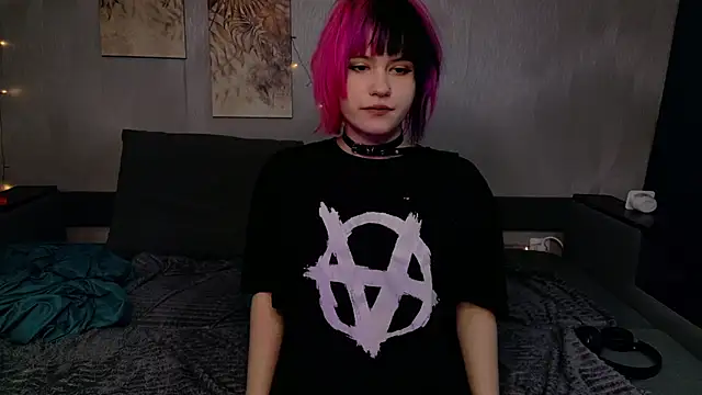 KikiMoor online show from 09-24-25, 09:32