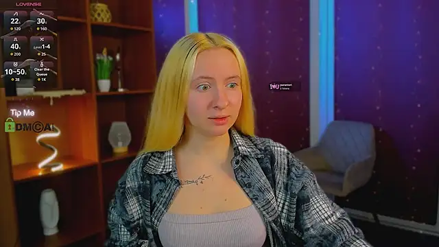 mila glow1 online show from 03-28-26, 07:37