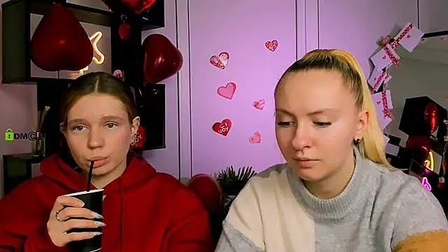 mila glow1 online show from 02-16-26, 07:12