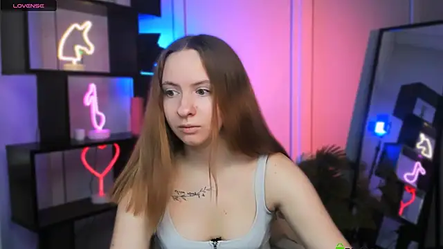 mila glow1 online show from 12-03-25, 12:26