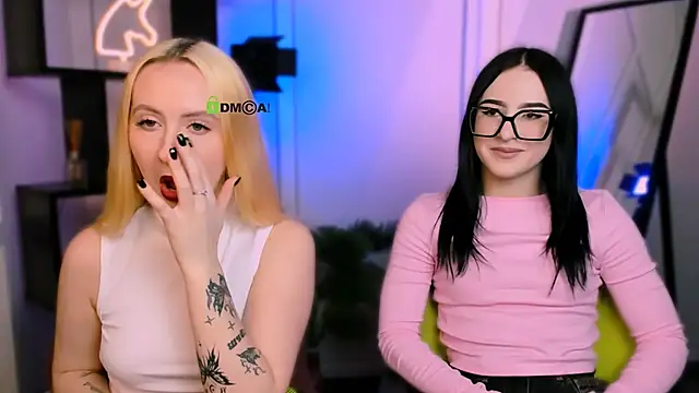 mila glow1 online show from 01-31-26, 07:23