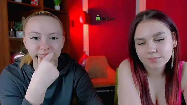 mila glow1 online show from 02-13-26, 06:35