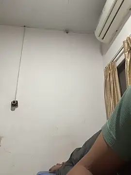 Snapshot of 1995Pk chatting on 10-20-25, 07:03 1995Pk online show from 10-20-25, 07:03