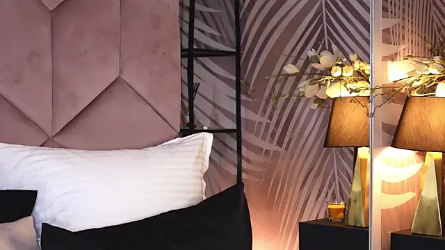 EvaRhea online show from 11-17-25, 04:05