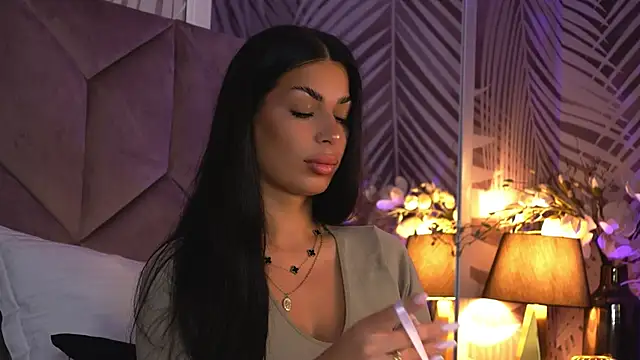 EvaRhea online show from 03-04-26, 03:58