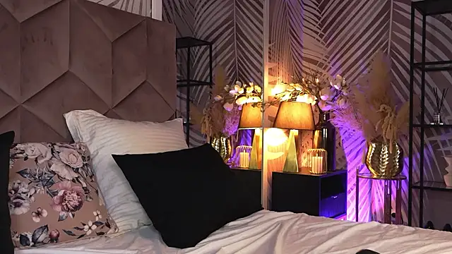 EvaRhea online show from 03-16-26, 03:58