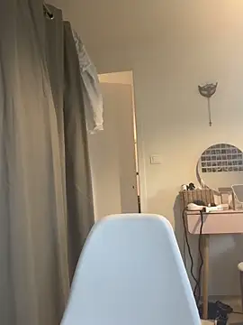 DouceAngela69 online show from 04-17-26, 06:00