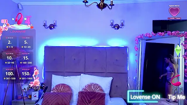 Nicole Bond online show from 02-08-26, 04:10