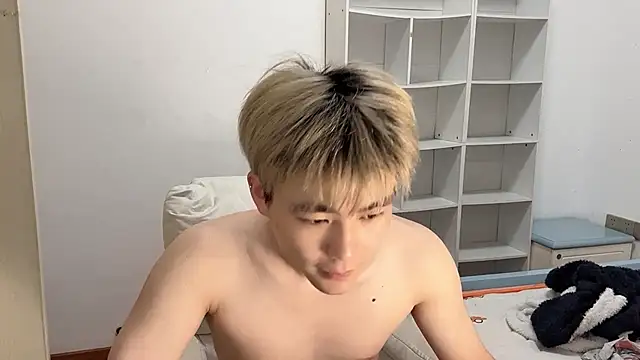 xiaoyang5200 online show from 04-08-26, 10:22