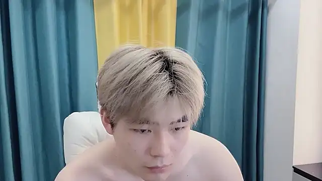 xiaoyang5200 online show from 02-28-26, 02:50