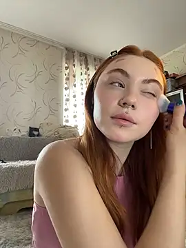 LunaMillie online show from 05-22-26, 10:35