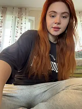 LunaMillie online show from 05-16-26, 10:36