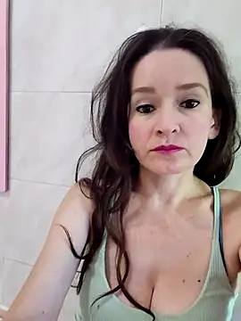 Snapshot of _anita_rojas chatting on 10-30-25, 01:53  anita rojas online show from 10-30-25, 01:53