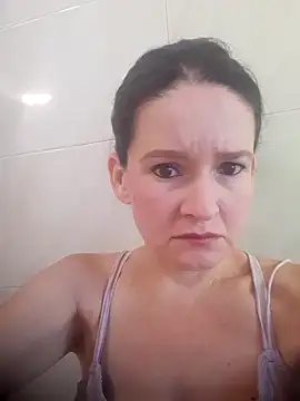 Snapshot of _anita_rojas chatting on 09-16-25, 01:23  anita rojas online show from 09-16-25, 01:23