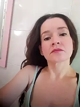 Snapshot of _anita_rojas chatting on 10-15-25, 02:25  anita rojas online show from 10-15-25, 02:25