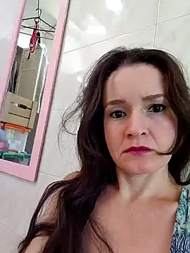 Snapshot of _anita_rojas chatting on 10-23-25, 01:54  anita rojas online show from 10-23-25, 01:54