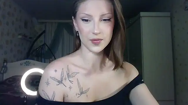 RuxaShade online show from 11-15-25, 12:42