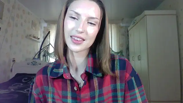 RuxaShade online show from 10-02-25, 01:25