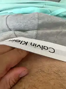 Snapshot of raptozan chatting on 09-18-25, 12:41 raptozan online show from 09-18-25, 12:41