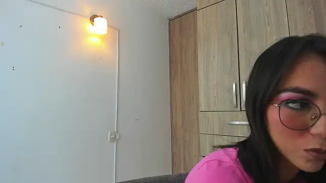 horny adiction online show from 02-06-26, 07:32