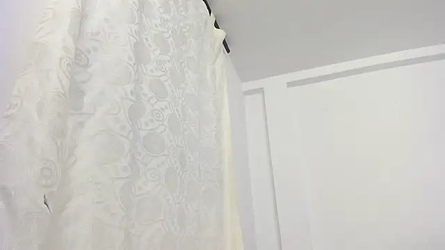 Snapshot of Ebony_danik chatting on 09-27-25, 11:55 Ebony danik online show from 09-27-25, 11:55