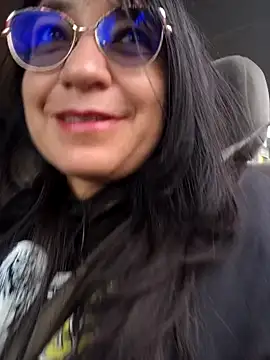 Snapshot of MAFE__29 chatting on 09-18-25, 12:52 MAFE 29 online show from 09-18-25, 12:52