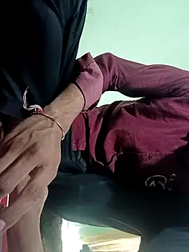 uniquesexyboy5689 online show from 10-08-25, 07:43