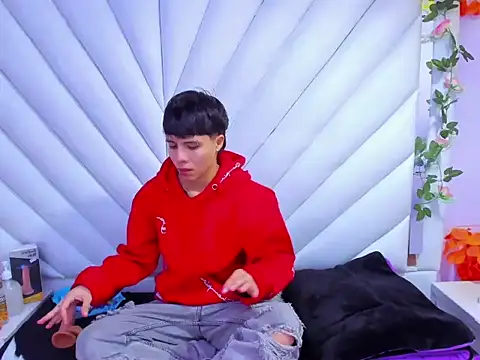 Bruno Cruzz online show from 10-31-25, 02:30