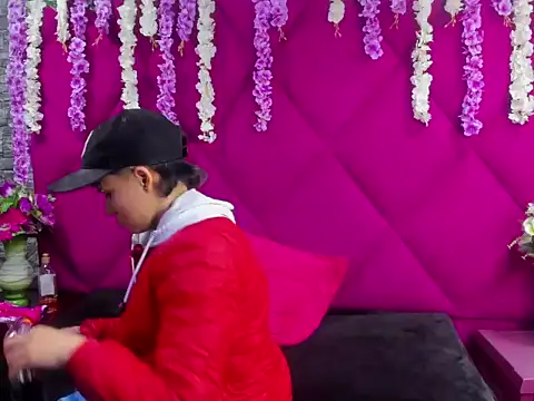 Bruno Cruzz online show from 09-25-25, 02:39