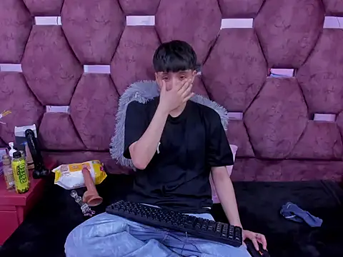 Bruno Cruzz online show from 11-14-25, 02:48