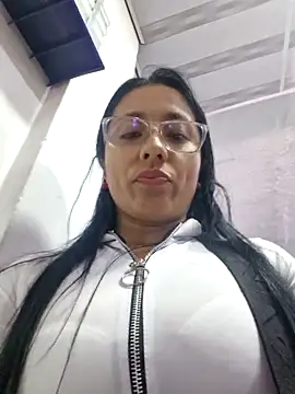 SofiiMilf online show from 03-19-26, 07:36