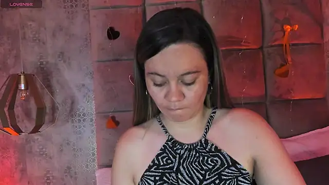 Sky Junne online show from 02-19-26, 06:16