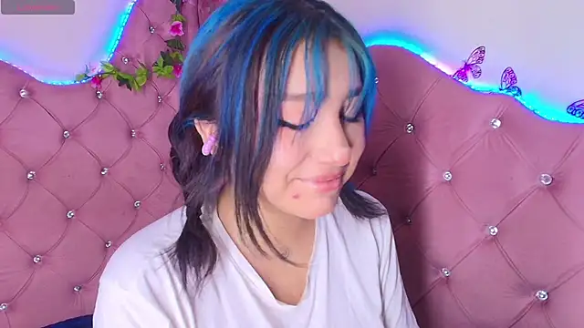 sophiievv online show from 04-17-26, 07:38