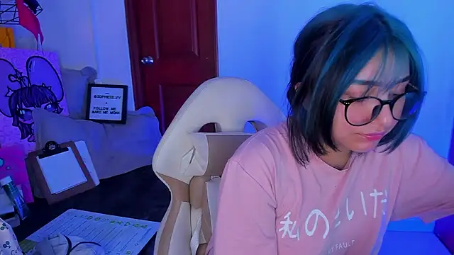 sophiievv online show from 02-18-26, 06:48