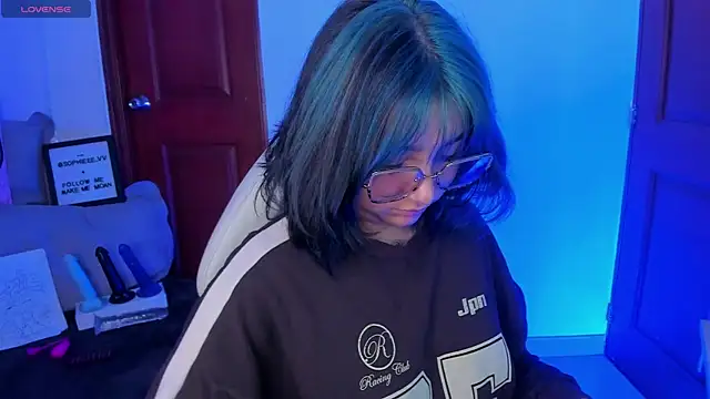 sophiievv online show from 02-09-26, 06:17