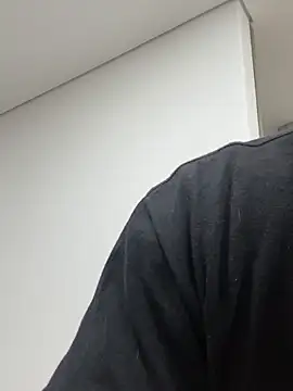 Snapshot of JeanLust chatting on 10-04-25, 02:13 JeanLust online show from 10-04-25, 02:13