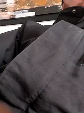 Chffbhf online show from 11-21-25, 04:06