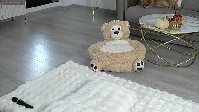 Ellyxxxelly online show from 10-22-25, 10:58