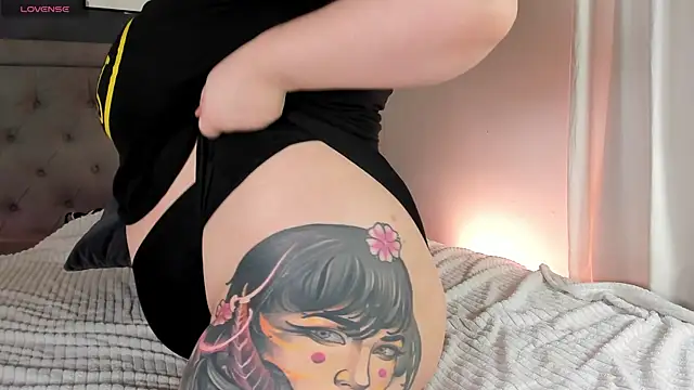 Alissa S online show from 11-09-25, 04:11