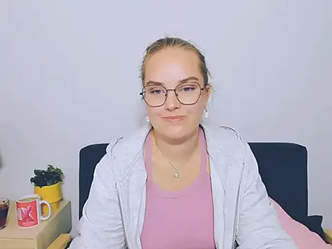 AliceCrazy69 online show from 10-02-25, 08:12