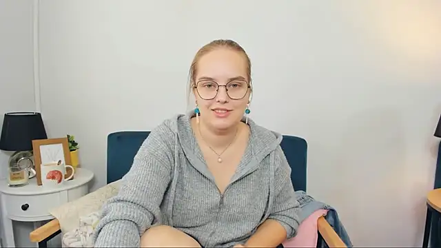 AliceCrazy69 online show from 09-17-25, 06:26